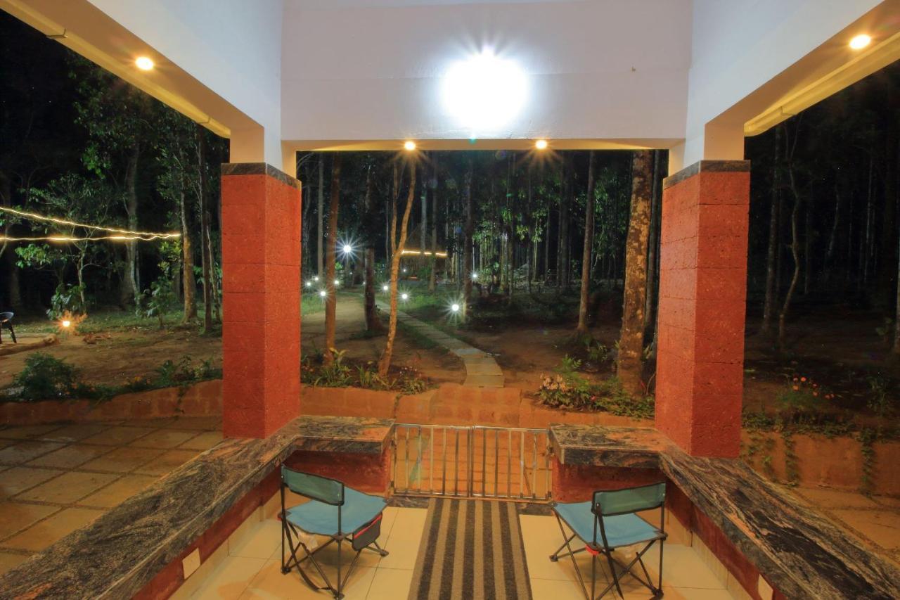 Tall Trees - Modern Forest Villa In Wayanad Sultan Bathery Exterior foto