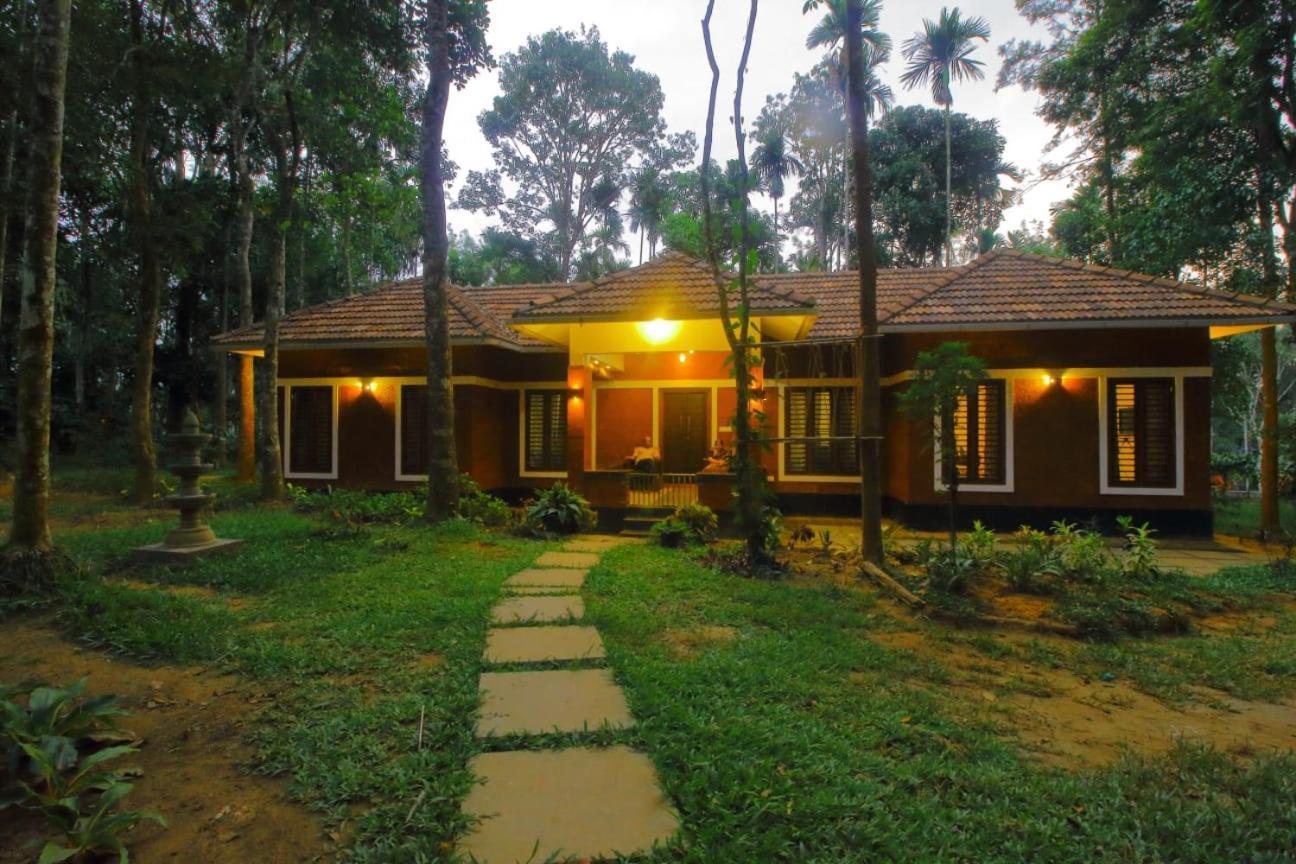 Tall Trees - Modern Forest Villa In Wayanad Sultan Bathery Exterior foto